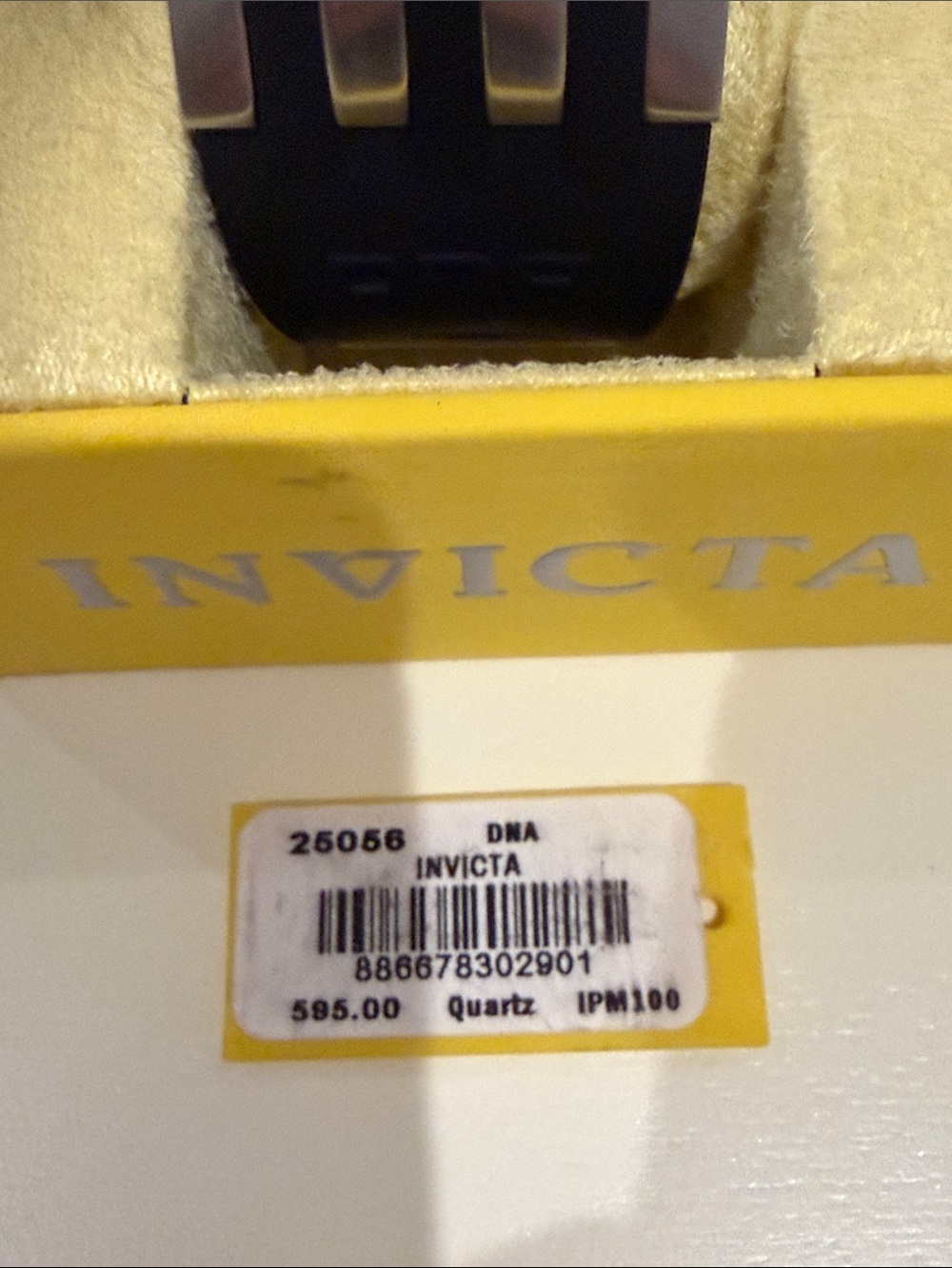 DNA Men Invicta Watch - Picture 10 of 10